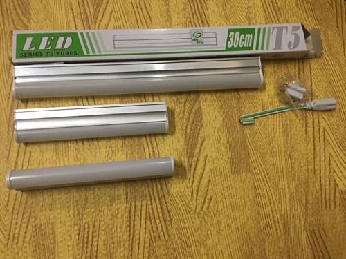 led日光灯管0.4酒柜t5鱼缸灯橱柜