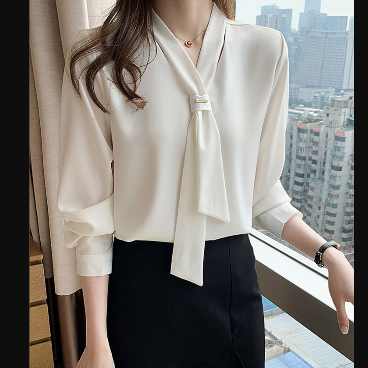 白色衬衫女2026春夏季新款设计小众上衣职业休闲长袖气质雪纺衫