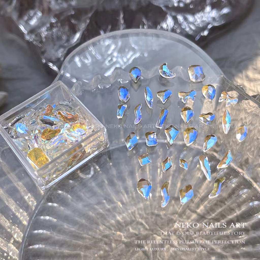 NEKONK幻彩透明月色极光美甲钻