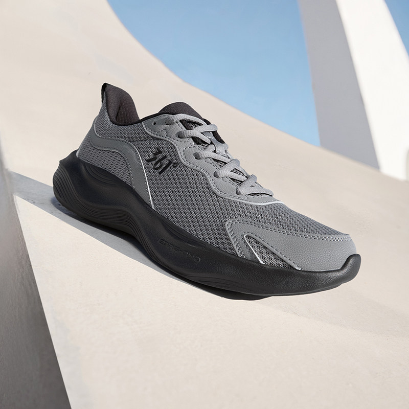 361男鞋春夏新款运动鞋网面透气网鞋休闲轻便软底黑色跑步鞋男士