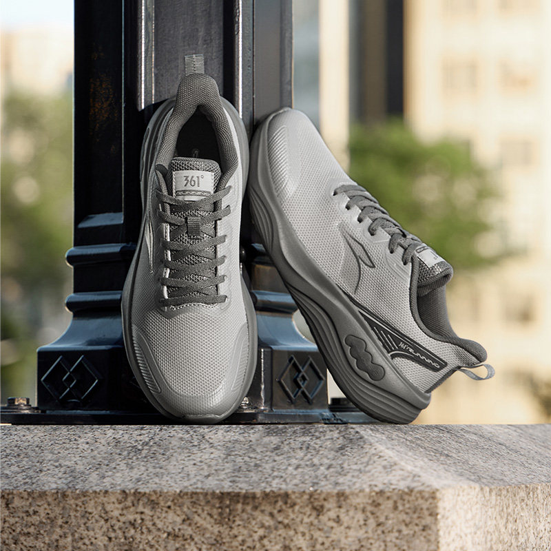 361男鞋2025冬季运动鞋男款轻便减震休闲鞋灰色健步鞋跑步鞋男士