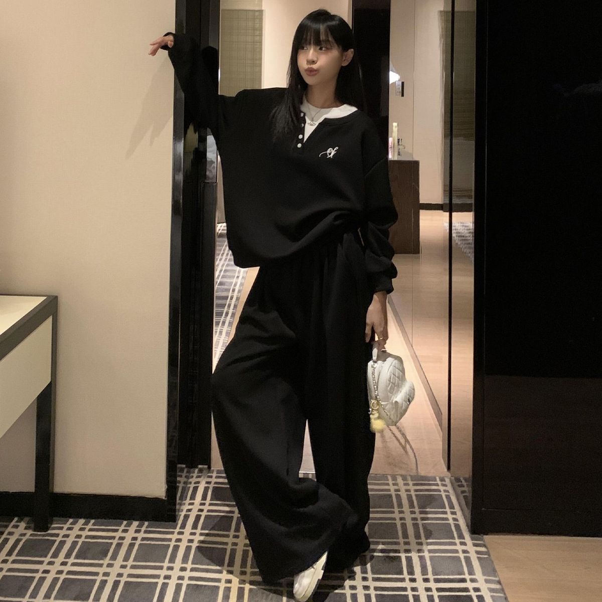 大码韩系休闲运动套装女秋冬季高级感假两件长袖卫衣阔腿裤两件套