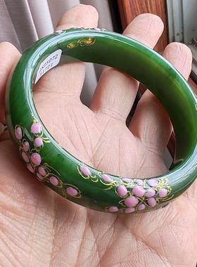 新中式和田碧玉雕花手镯送证书