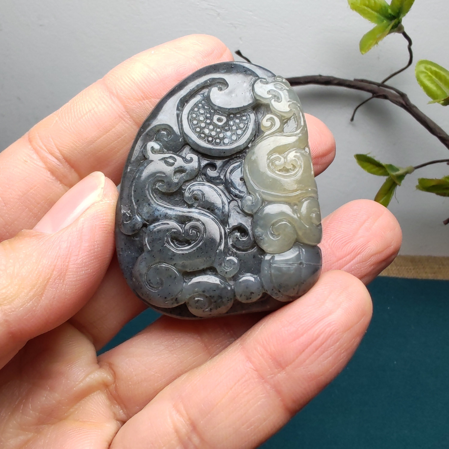 新疆和田玉籽料原石青花墨玉仿古龙螭龙锦灰堆吊坠挂件男女籽玉