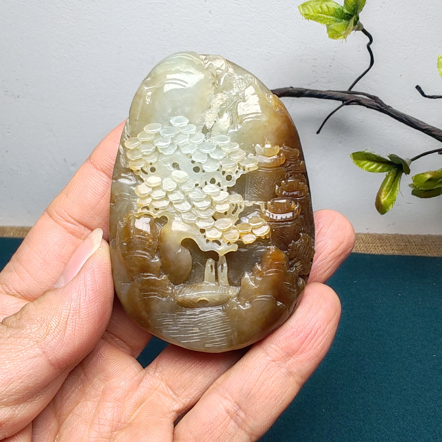 新疆和田玉且末糖青白玉山水手把件苏工精品油润男女国风宁静致远