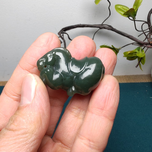 新疆和田玉且末蓝调糖玉立体马吊坠挂件苏工精品男女国风马到成功