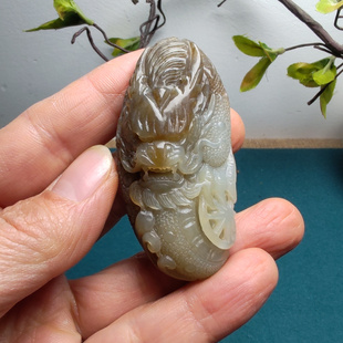 新疆和田玉且末糖玉生肖龙吊坠挂件苏工精品油润男女国风龙行天下