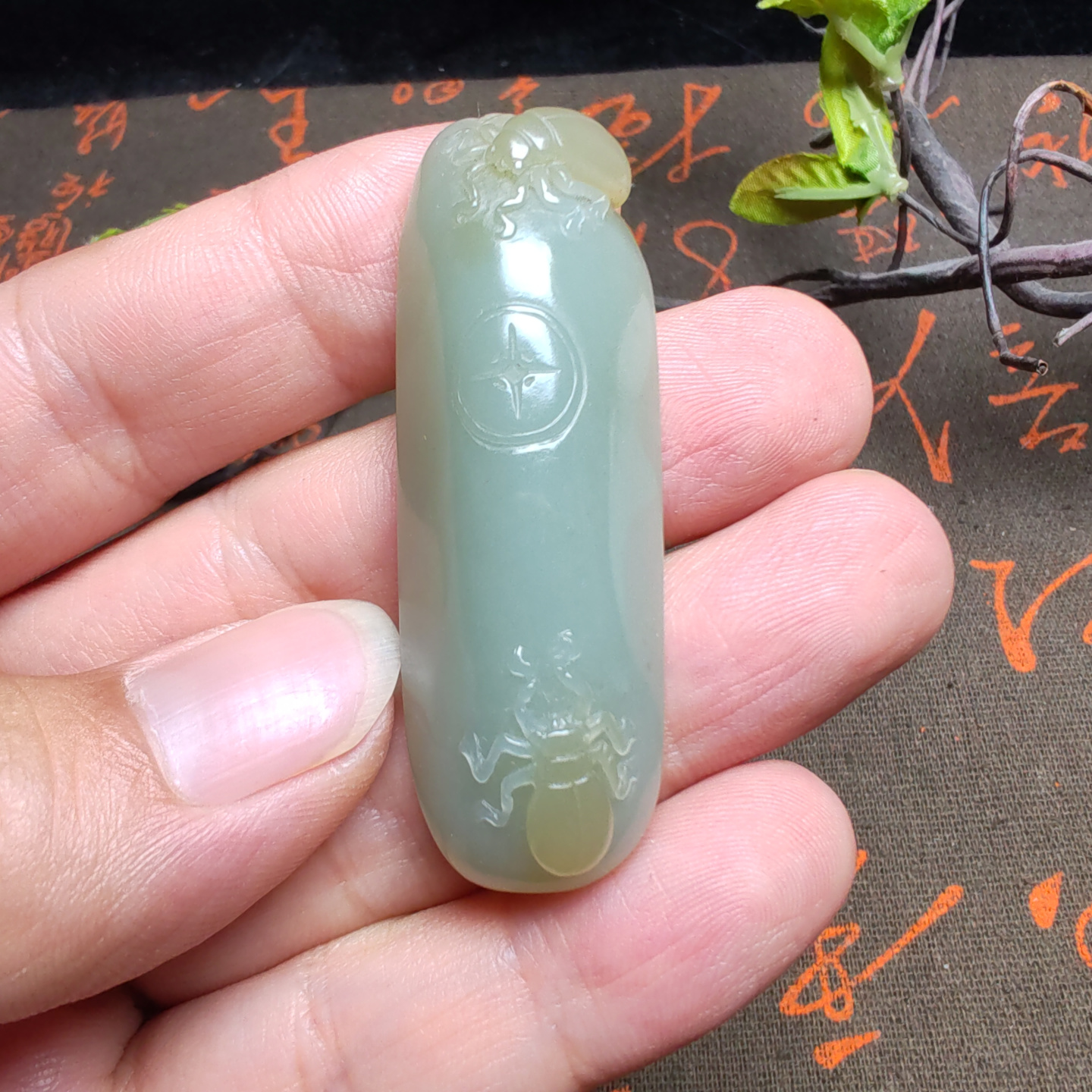 新疆和田玉且末蓝调糖玉甲虫吊坠挂件苏工精品男女国风富甲天下