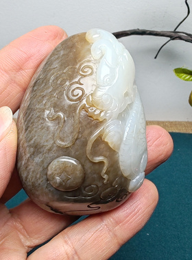 和田玉糖白玉生肖龙手把件苏工高档送礼保真精英商务男士藏龙献瑞