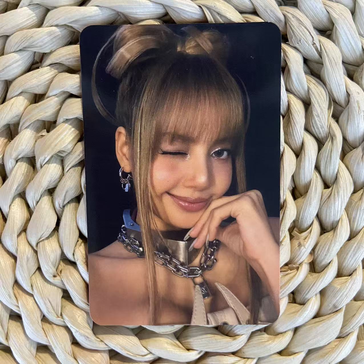 BLACKPINKLISAk4预售特典小卡图片