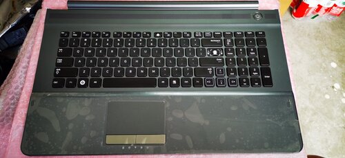 适用三星 RC710 RC720 笔记本C壳 键盘 17.3″灰色网格  缺键帽
