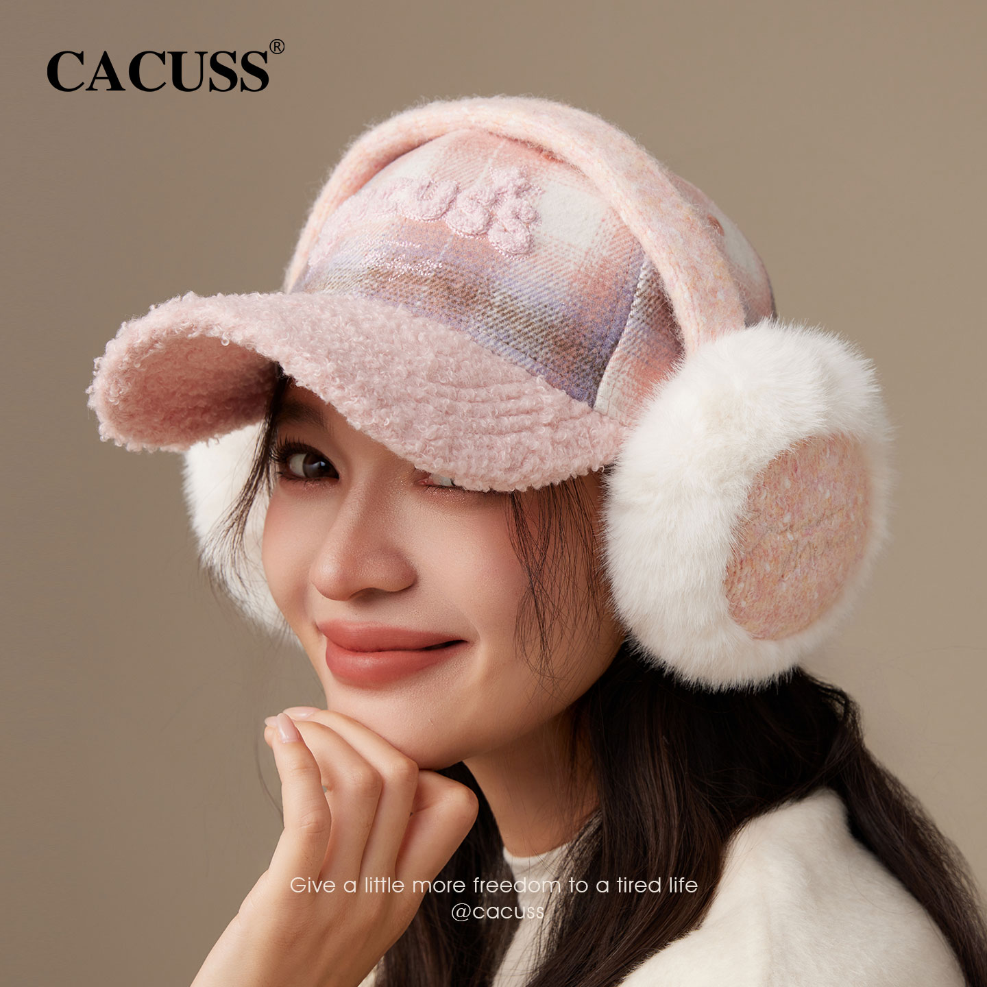 CACUSS学院风棒球帽子女士冬季含羊毛泰迪绒格纹拼接显脸小鸭舌帽