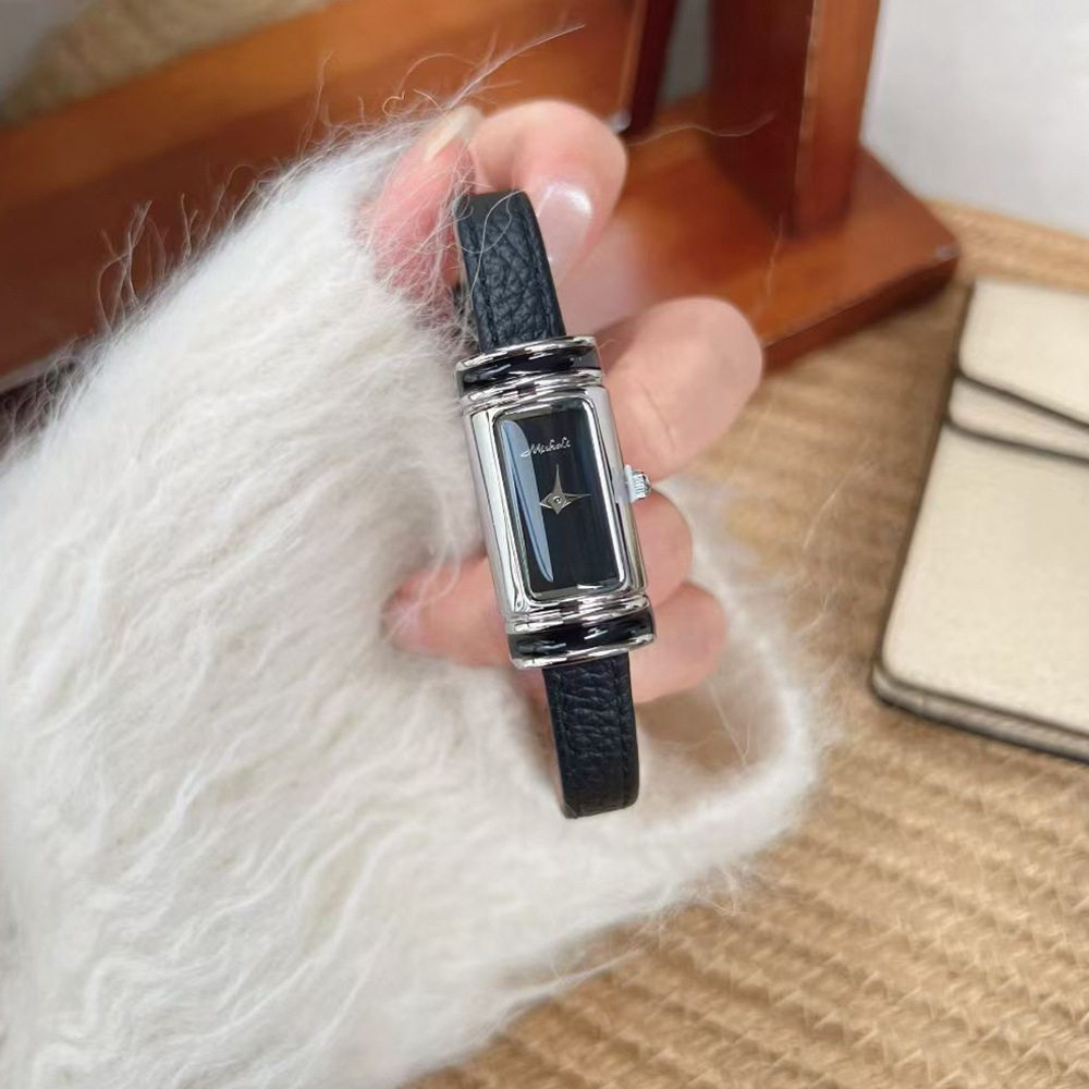 新款米莉莎手表女复古小方表轻奢皮带表石英表时尚小众高级感手表