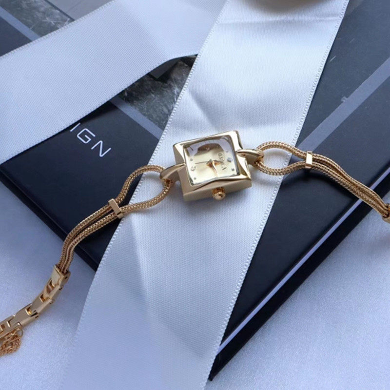 中古轻奢珍珠手链复古小众手表女士小巧精致高级感小香风贝母夏季,手表,国产腕表,淘宝优惠券,粉丝福利购,淘宝优惠卷