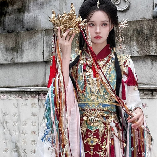 汉服女新款重工刺绣套装新年