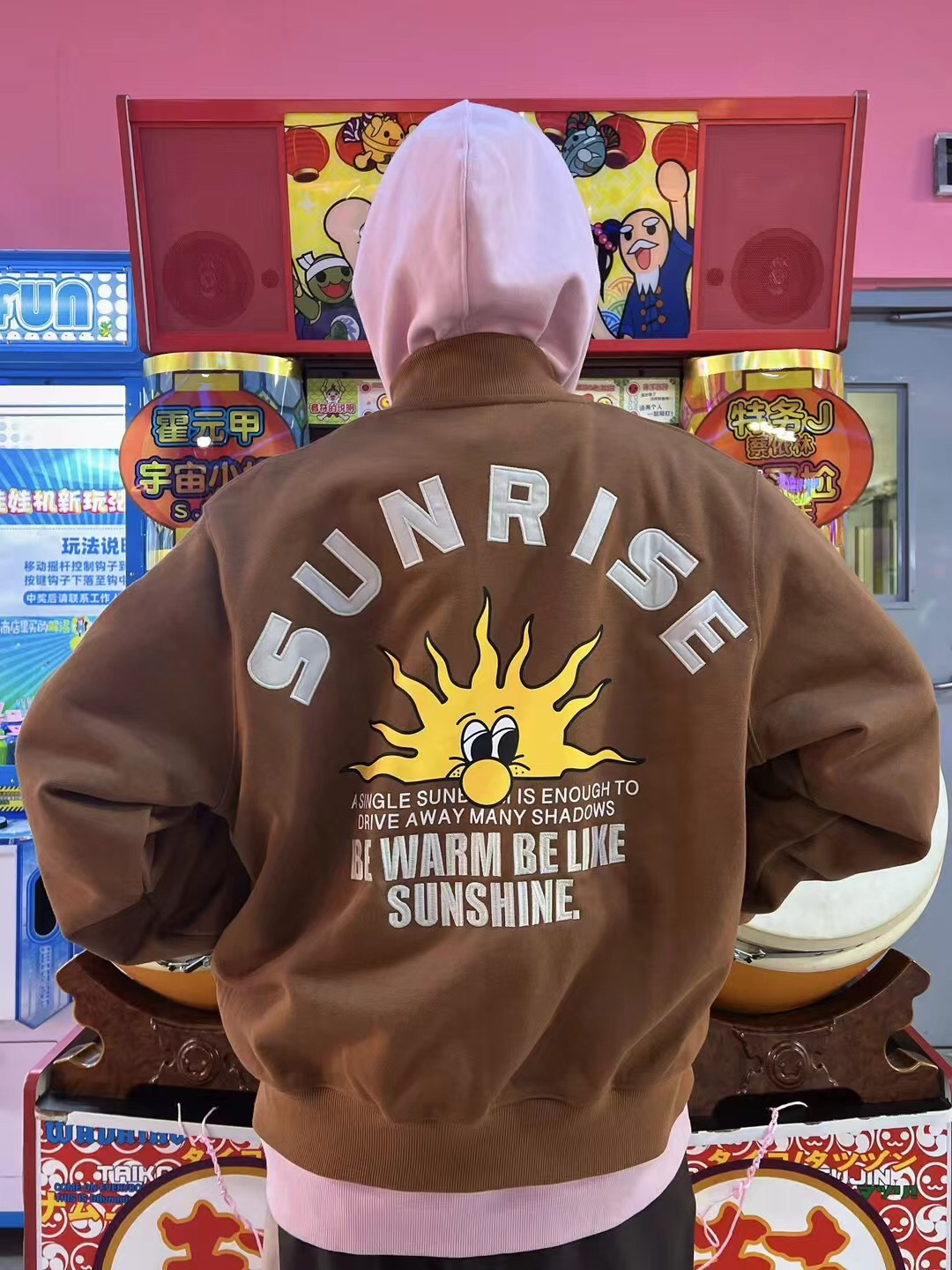 Aimeewq 牛牛纸袋25新款韩版宽松减龄卡通个性印花棒球服休闲上衣