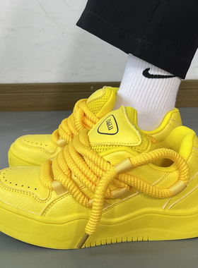 男鞋ins潮鞋脏辫新款设计滑板面包鞋黄色厚底情侣运动休闲板鞋