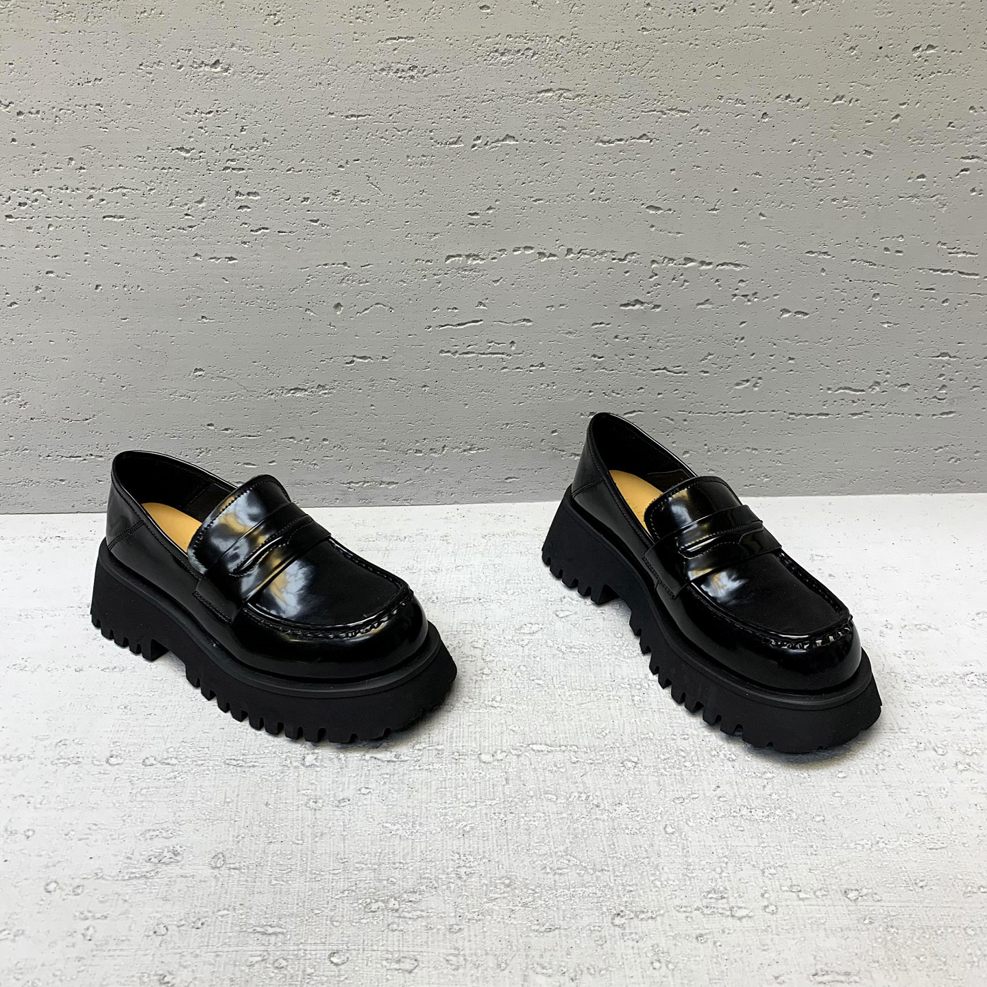 欧洲站女鞋2026春季新款欧货真皮松糕跟厚底英伦风时尚单鞋乐福鞋