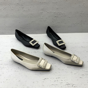 欧洲站女鞋2026春季新款欧货真丝布浅口方扣亮钻平头时尚低帮单鞋