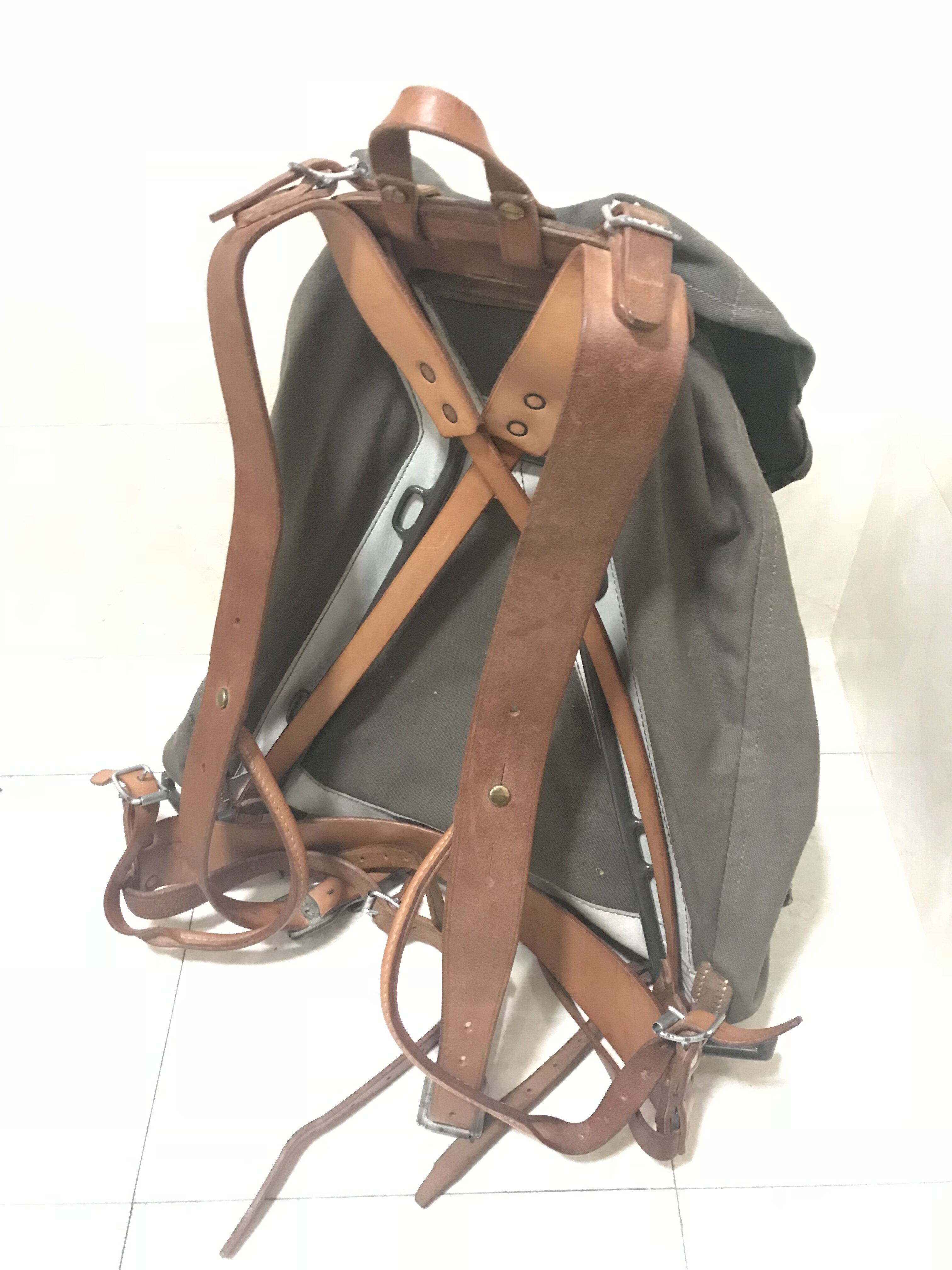 瑞典二战元年全新M39胡椒盐军包 帆布 户外 vintage 复古双肩包