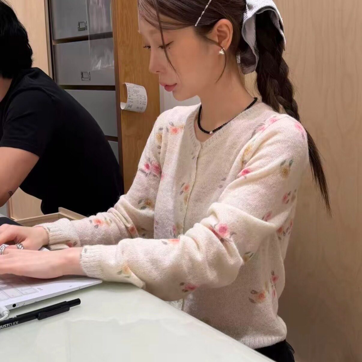 韩国甜美花朵轻薄长袖针织开衫