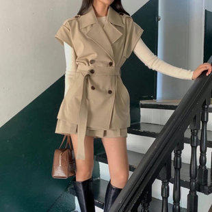 韩国东大门时尚百搭翻领坎肩无袖风衣马甲外套女+百褶半身裙套装