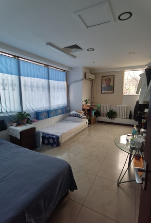 万邦商贸大厦308室