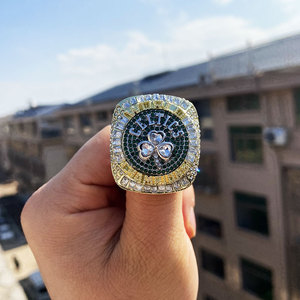 总冠军2024凯尔特人塔图姆戒指科比詹姆斯库里纪念项链钥匙扣纪念