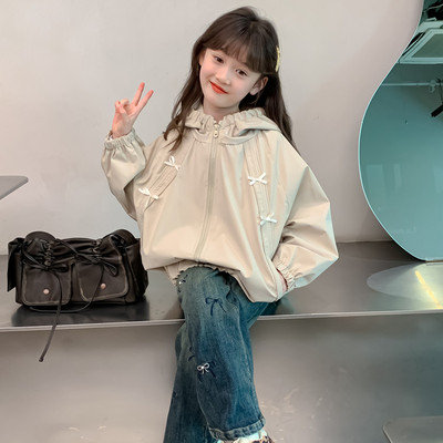 女童春秋款连帽冲锋衣