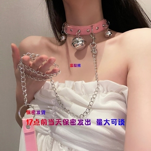 爱心项圈女颈带链子choker铃铛牵引绳黑色颈圈颈环项链脖圈高级感
