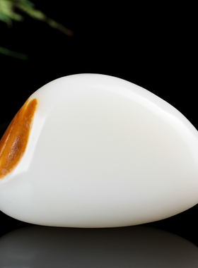 和田玉白玉原石手把件