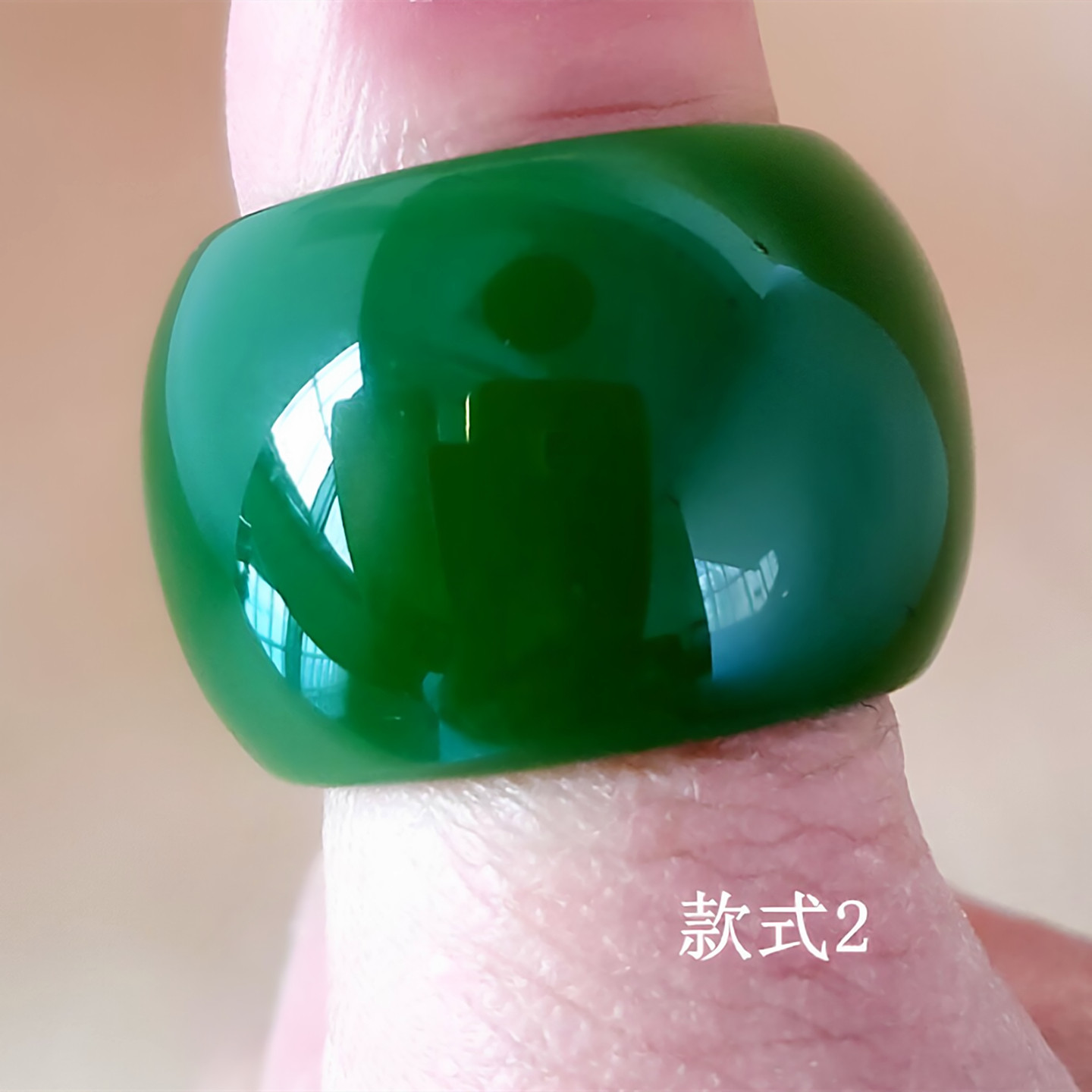 男女款扳指正品菠菜绿新疆和田玉图片