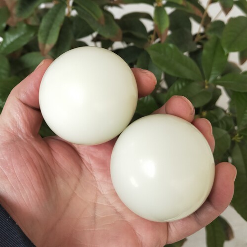 和田玉健身球手球康复实心把玩件