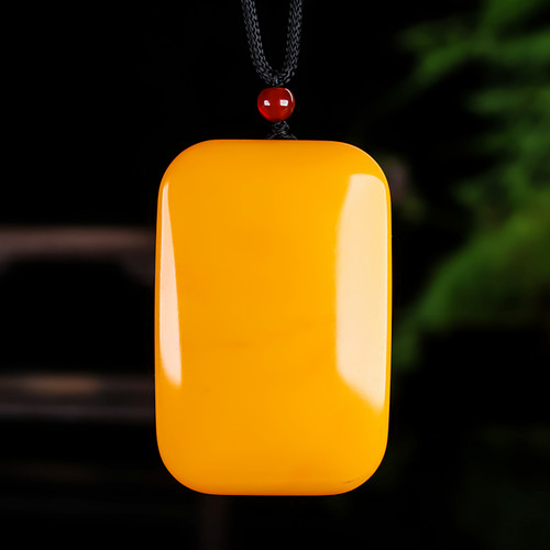 和田玉黄玉平安无事牌吊坠