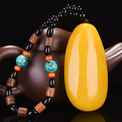 天然新疆和田玉籽料原石手把件