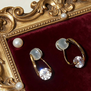 偷偷地 黄打屁闪甜钻仙小众日常百搭复古小巧925银耳钉蚊香盘耳夹