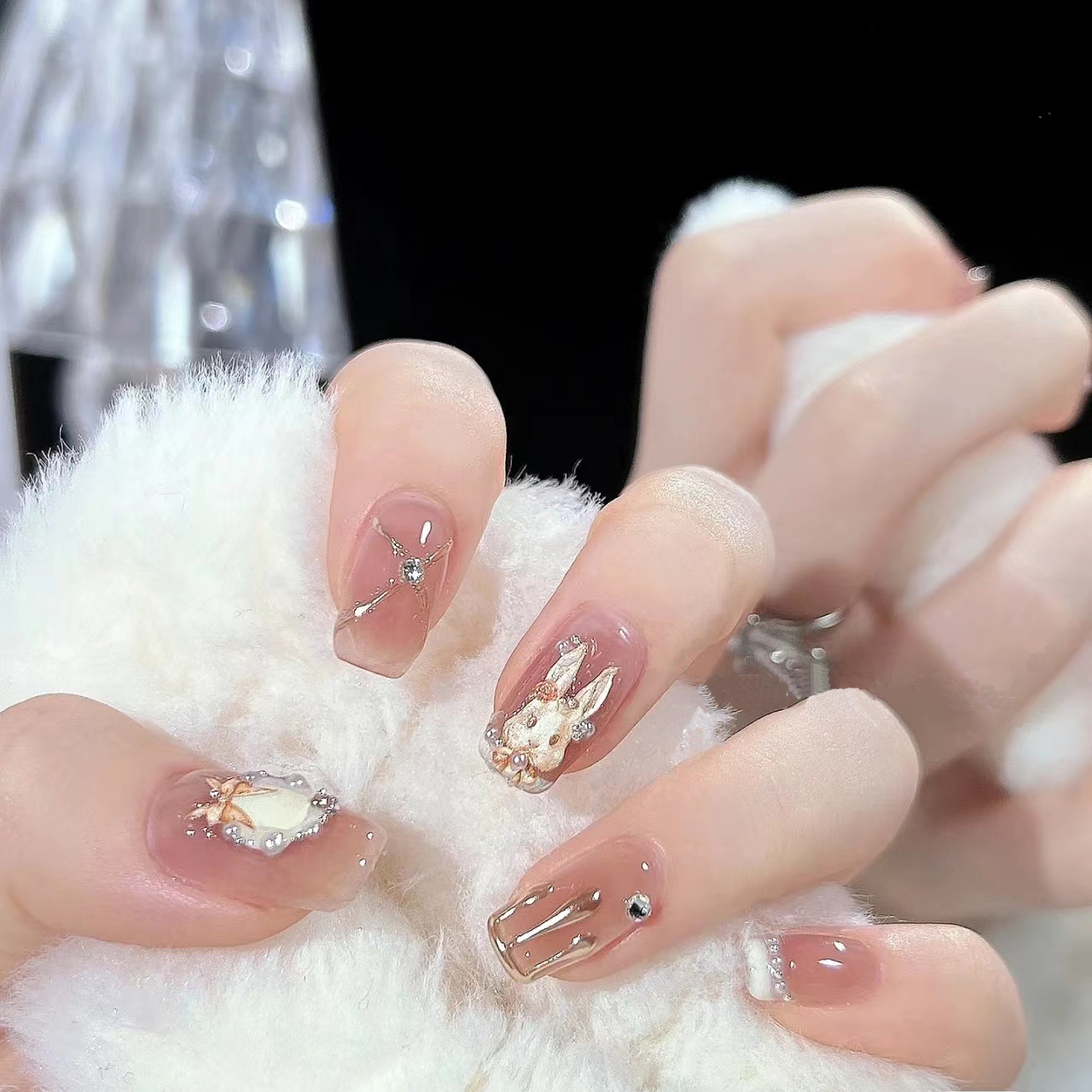 Jun广东穿戴式美甲高级兔兔