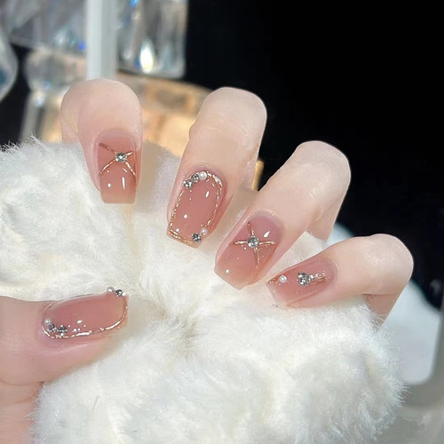 Jun广东穿戴美甲高级气质手工甲