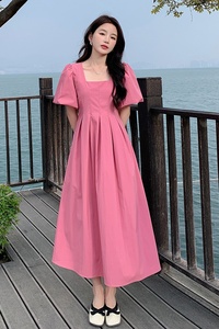 现货 2026夏季法式粉色连衣裙收腰显瘦泡泡袖长裙 2909P115控168图片
