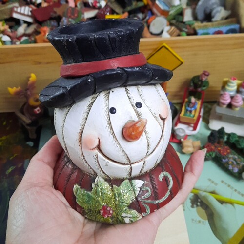 清货处理中古树脂雪人头烛台，默认微瑕不退不换