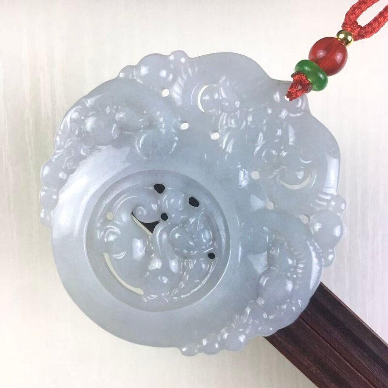 翡翠a货时来运转招财貔貅吊坠双面镂空十二生肖羊牌三阳开泰挂件