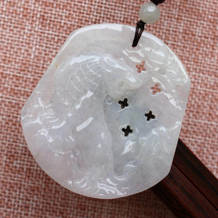 虎虎生威缅甸翡翠证书玉石吊坠