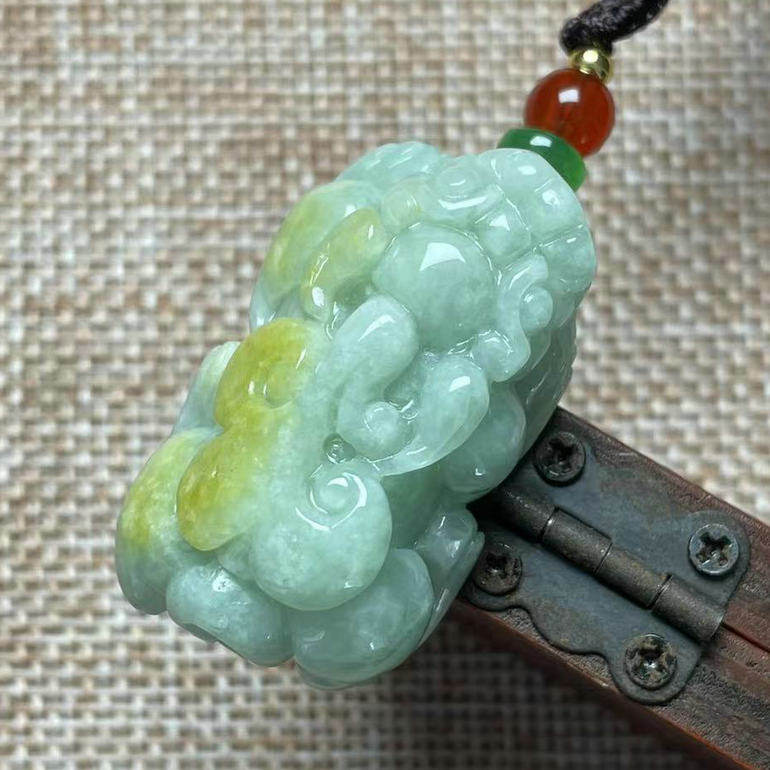 如意糯种貔貅玉佩缅甸翡翠送证书