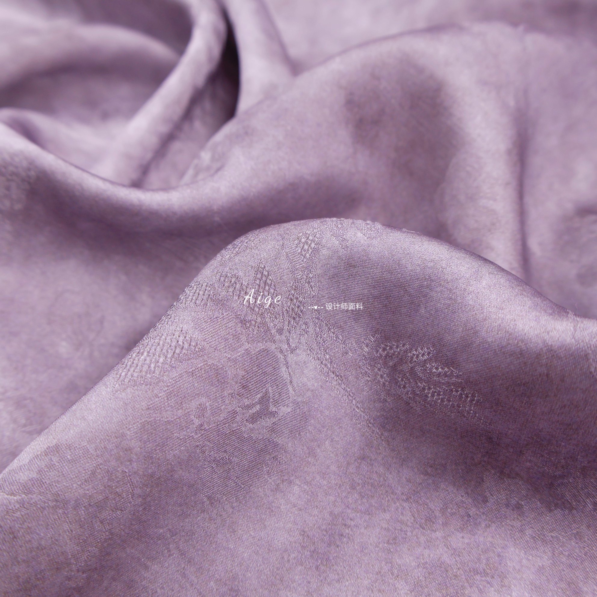 垂感亲肤 紫色炒色晕染花萝暗纹提花人丝丝麻面料衬衣旗袍裙布料