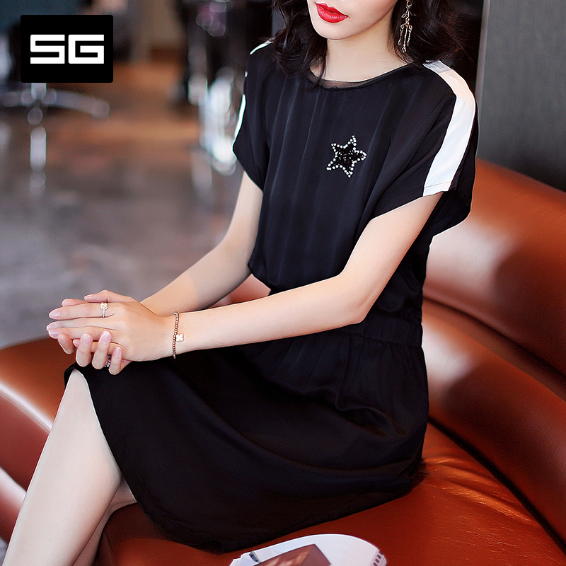 简约俏皮SG2018夏季新款女装黑色圆领钉珠连衣裙收腰短袖中长裙女