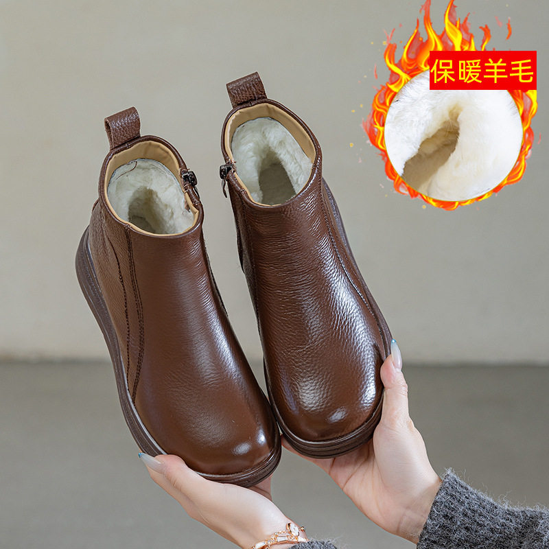 头层牛皮羊毛软底真皮妈妈短靴冬防滑保暖皮靴简约厚底松糕雪地靴