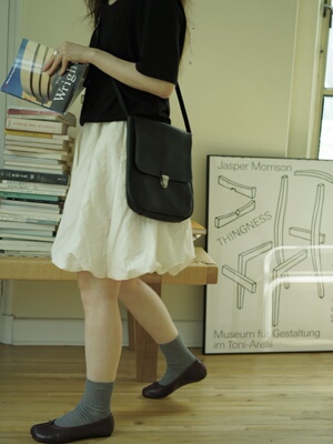 WINNOW邮差包复古植鞣革