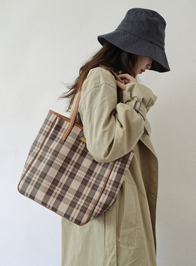 WINNOW帆布/PVC托特包大容量单肩包女大包简约女包通勤公文手提包