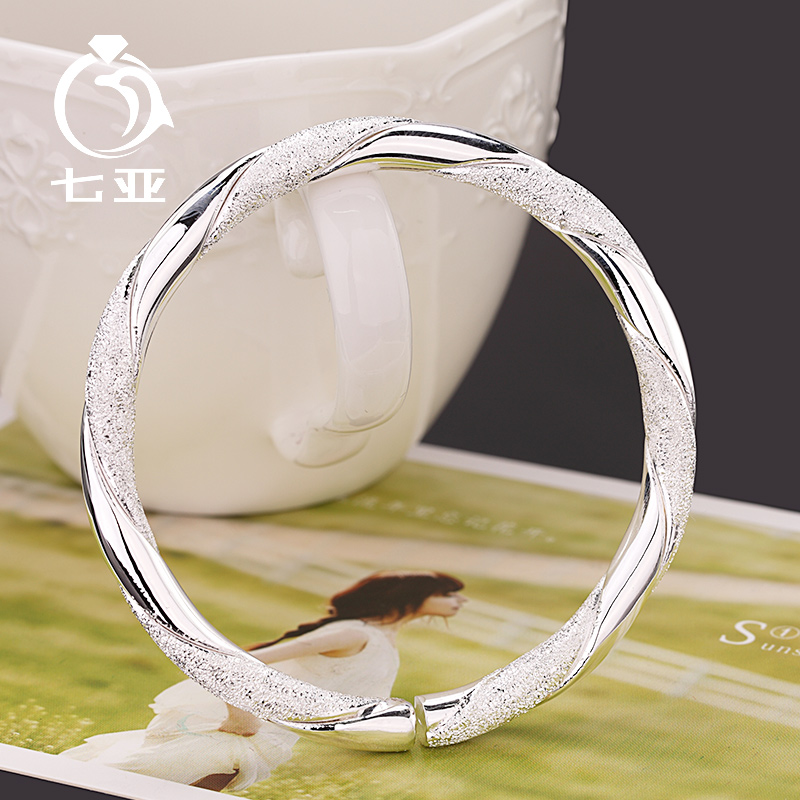 520礼物手镯女纯银时尚手饰999足银镯子手环年轻款实心首饰送女友