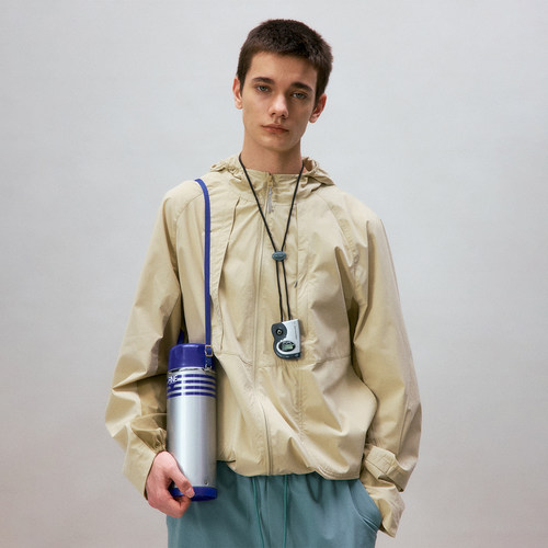 化学制品 越野跑 户外防晒多功能夹克 J2_CRM_SUNPROOFJACKET